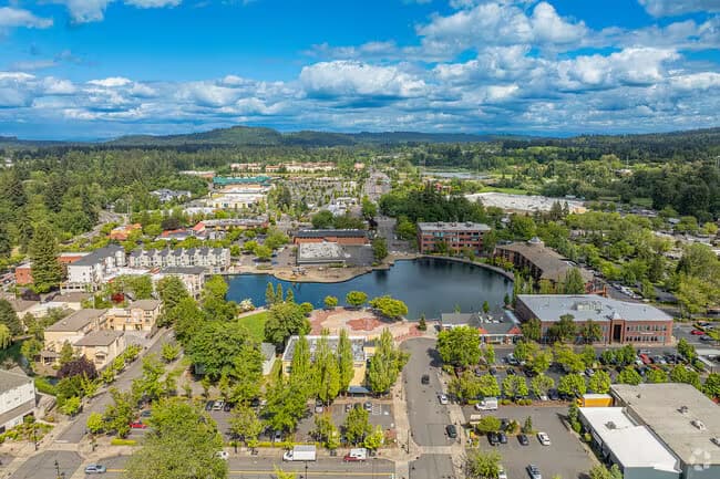 Aerial view of Tualatin Commons and the lake at the centre of Tualatin, Oregon